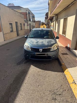 Dacia Sandero 2009
