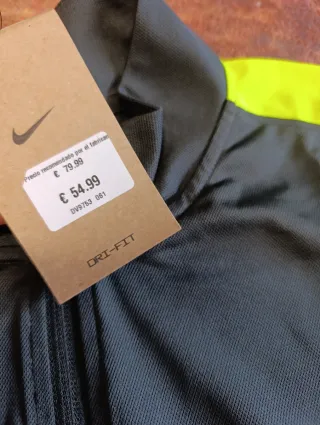 Giubbotto sportivo Nike Taglia L