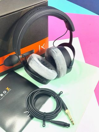 Beyerdynamic DT 770 PRO X Auriculares Estudio