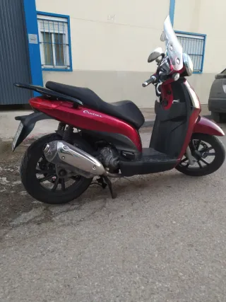 Caballete Piaggio Carnaby Cruiser 300ie