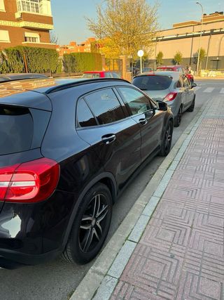 Mercedes-Benz GLA 2014