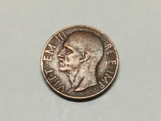 Escasa fecha Moneda 10 Centésimi Italia 1936 R