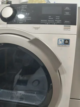 Secadora AEG 8000 Series Lavatherm Bomba Calor