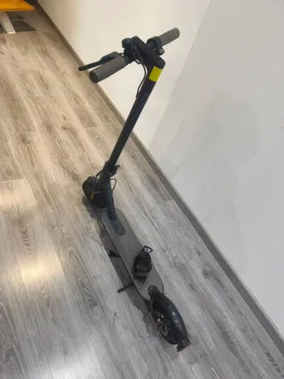 Patinete Eléctrico Xiaomi Negro