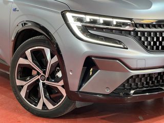 Renault Austral Iconic Esprit Alpine E-Tech F Hybr 147kW