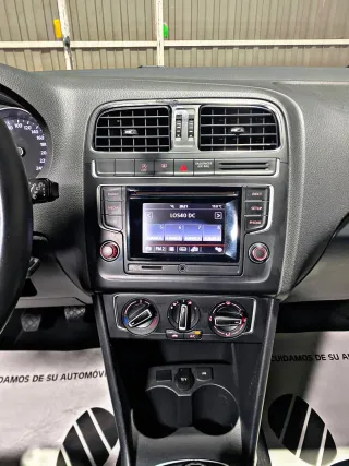 Volkswagen Polo 2015