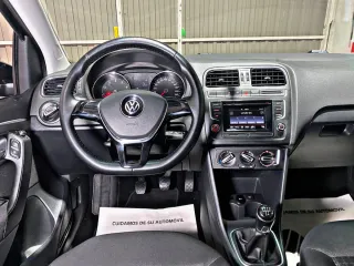 Volkswagen Polo 2015