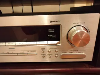 Denon DP-247 Tocadiscos y Teac Receptor AV