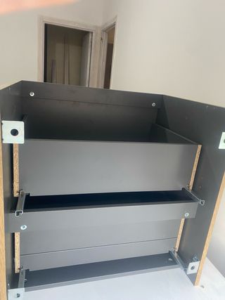 Mueble de baño flotante madera y aluminio negro