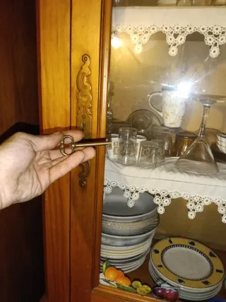 Alacena de época madera maciza