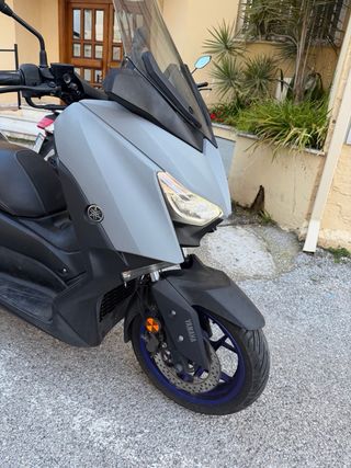 Yamaha XMAX 125cc Negra/Gris