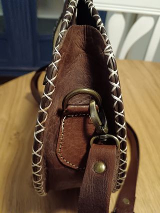 Bolso redondo rafia y piel