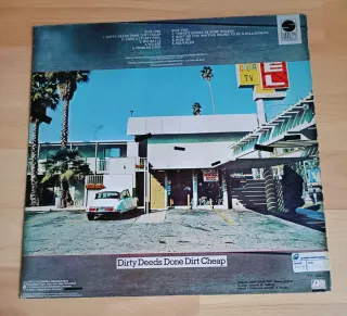 VINILO AC/DC -DIRTY DEEDS DONE DIRT CHEAP