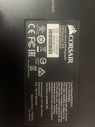 Teclado Gaming Corsair Negro y Rojo