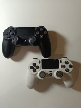 PS4 Slim 500GB Negra