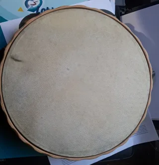 Pandereta artesanal pintada a mano