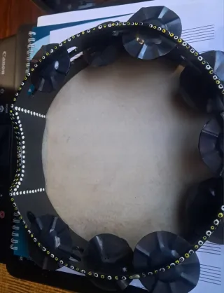 Pandereta artesanal pintada a mano