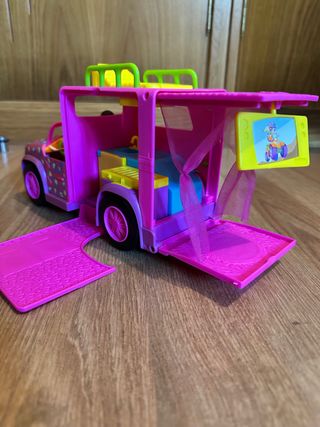 Coche Caravana Polly con Accesorios