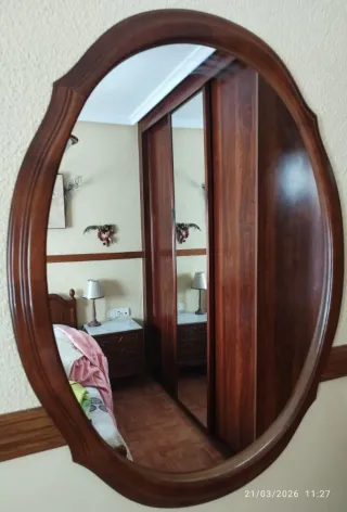 Espejo Ovalado Madera y Cristal