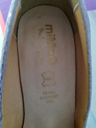 Zapatos de tacón MiMaO morados
