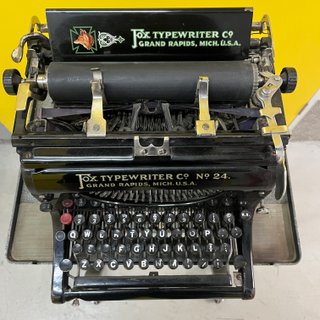 Máquina de Escribir Fox Typewritter Nº 24