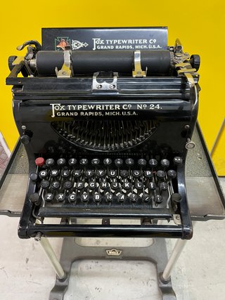 Máquina de Escribir Fox Typewritter Nº 24