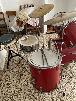 Batería Musical Roja Strong