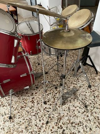 Batería Musical Roja Strong
