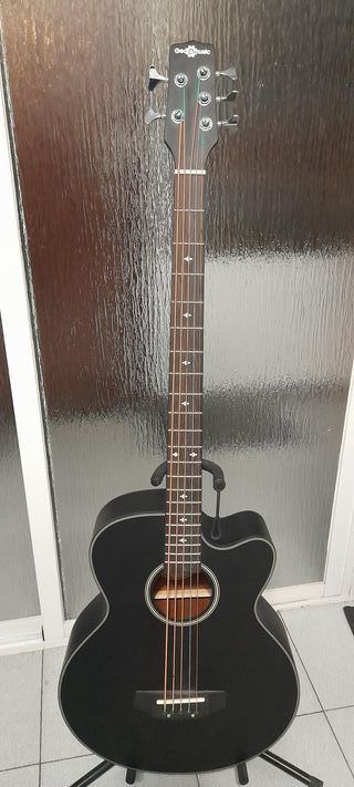 Bajo Electroacústico 5 Cuerdas Negro