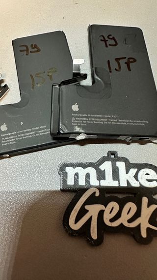 Lote 2 Baterías iPhone 15 Pro