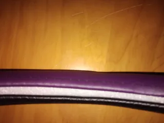 Funda para volante de coche púrpura y negra