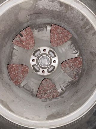 Llanta Renault Clio R16
