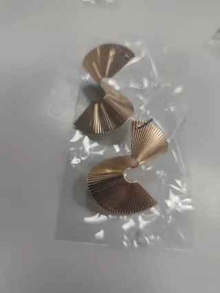 Pendientes mujer nuevos. Bisutería.