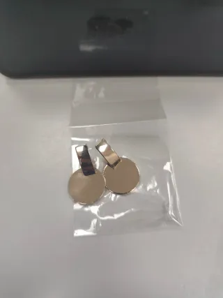 Pendientes mujer nuevos. Bisutería.