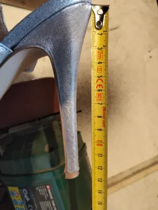 Sandalias de tacón plateadas