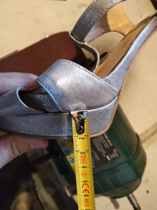 Sandalias de tacón plateadas