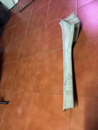 Embellecedor interior Seat Leon