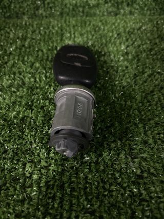 Bombín Llave Puerta Delantera Ford Fiesta V