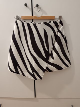 Falda pantalón cebra talla S