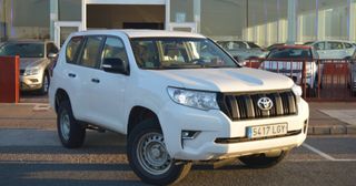 Toyota Land Cruiser 2.8 D-4D GX 7 Plazas