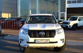 Toyota Land Cruiser 2.8 D-4D GX 7 Plazas