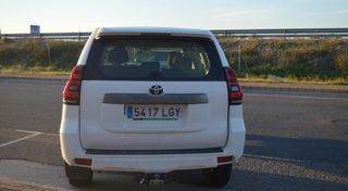 Toyota Land Cruiser 2.8 D-4D GX 7 Plazas