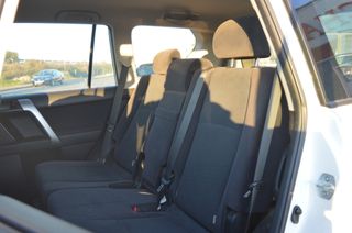 Toyota Land Cruiser 2.8 D-4D GX 7 Plazas
