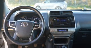 Toyota Land Cruiser 2.8 D-4D GX 7 Plazas