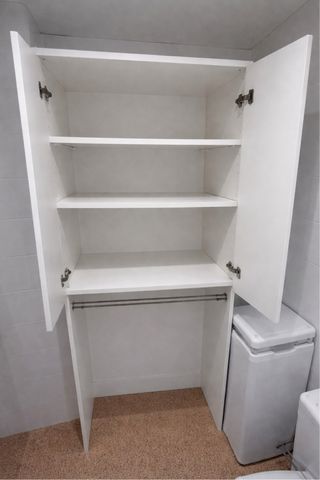 Armario de lavabo blanco