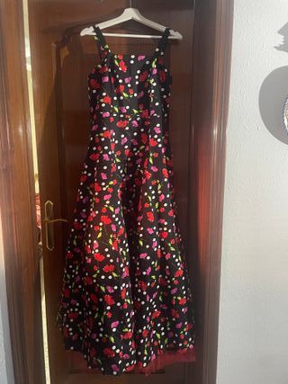 Vestido fiesta lunares y claveles negro