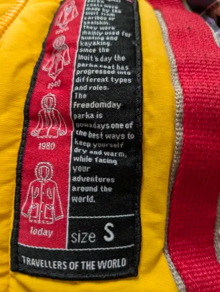 Plumífero amarillo alta gama Talla S