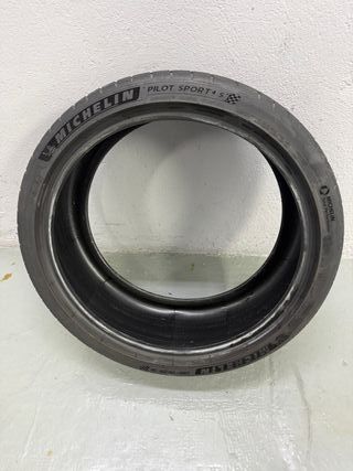 Neumático Michelin Pilot Sport 4S 235/35ZR19