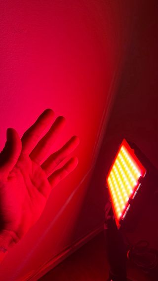 FOCO LED PORTÁTIL CON FILTROS DE COLOR