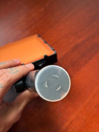 FOCO LED PORTÁTIL CON FILTROS DE COLOR